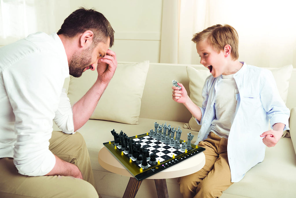 Lexibook - Harry Potter Chess Games, Magnetic and Foldable Chess Board, 32 Pieces, Family Game, CGM300HP