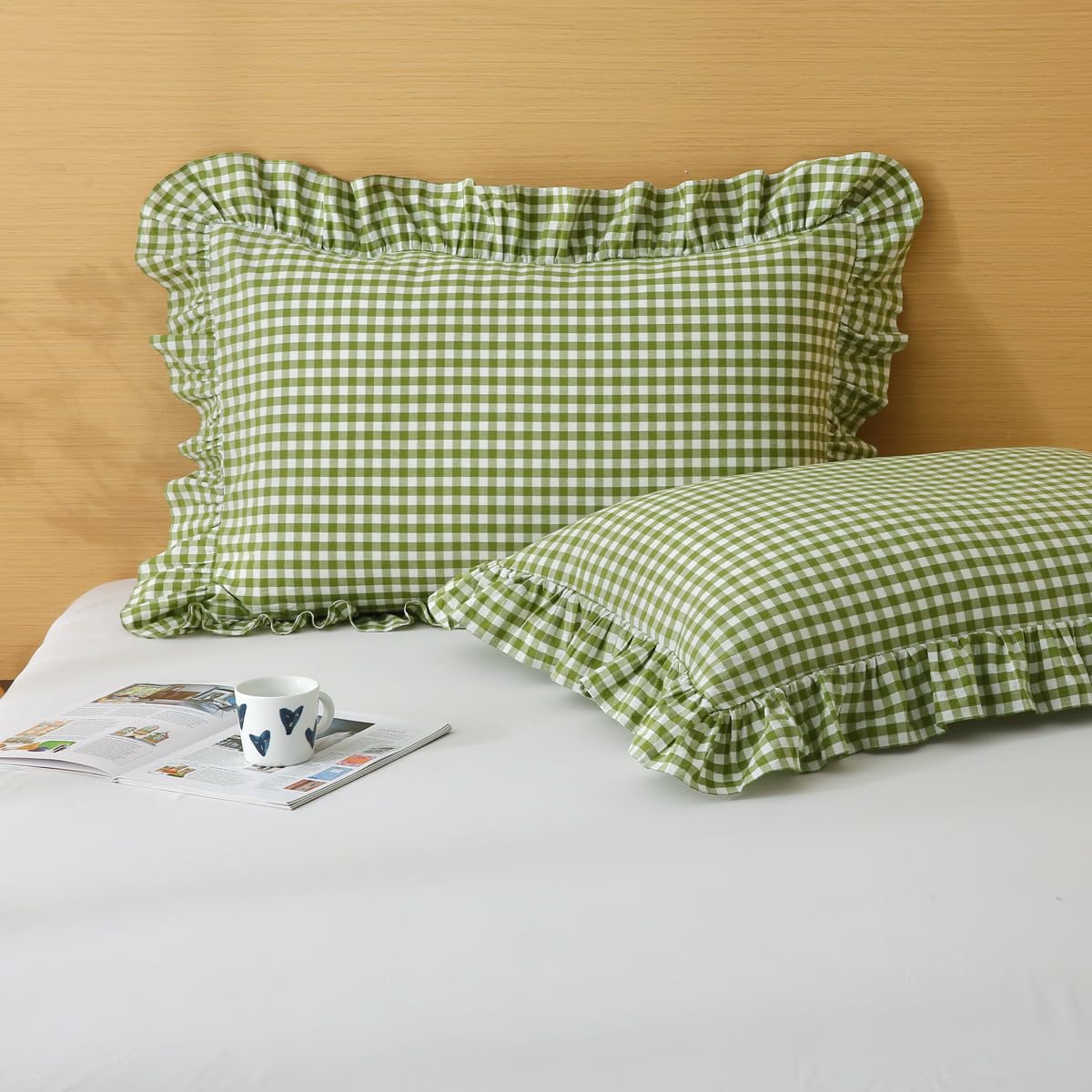 Silnuo Green/White Plaid Ruffled Queen Size Pillow Shams Set of 2,Washed Cotton Shabby Checkered Gingham Farmhouse Bed Pillow Covers 20"x30"