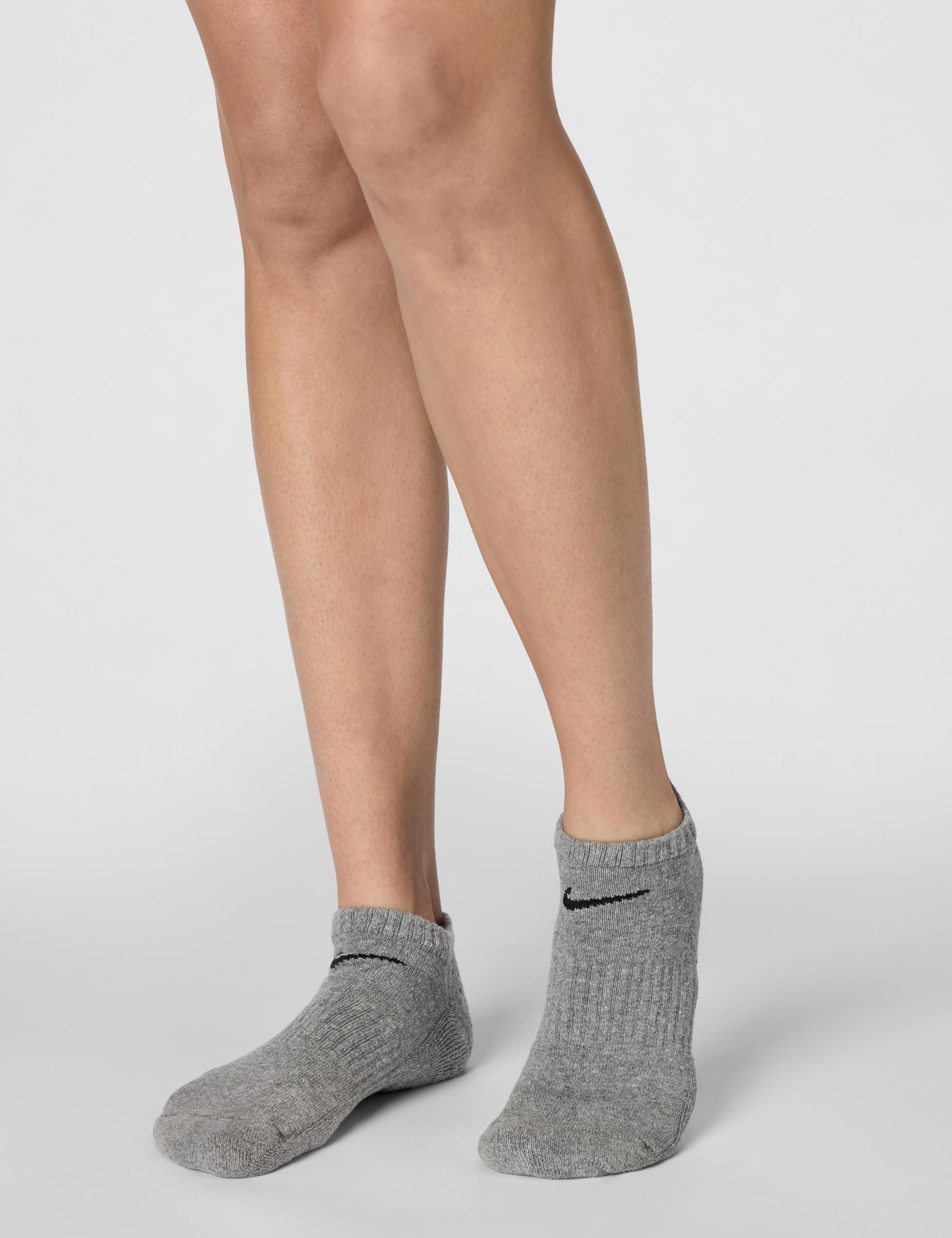 Nike Unisex Adult Everyday Cushioned Training No-Show Socks (3-Pack) | Mens and Womens