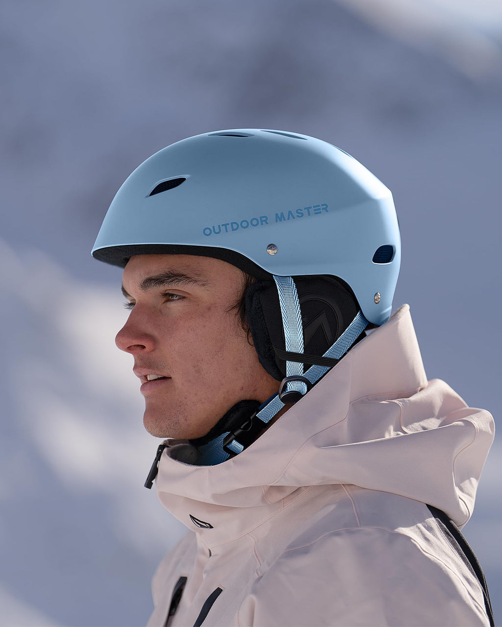 OutdoorMaster Kelvin Ski Helmet - Snowboard Helmet for Men, Women & Youth