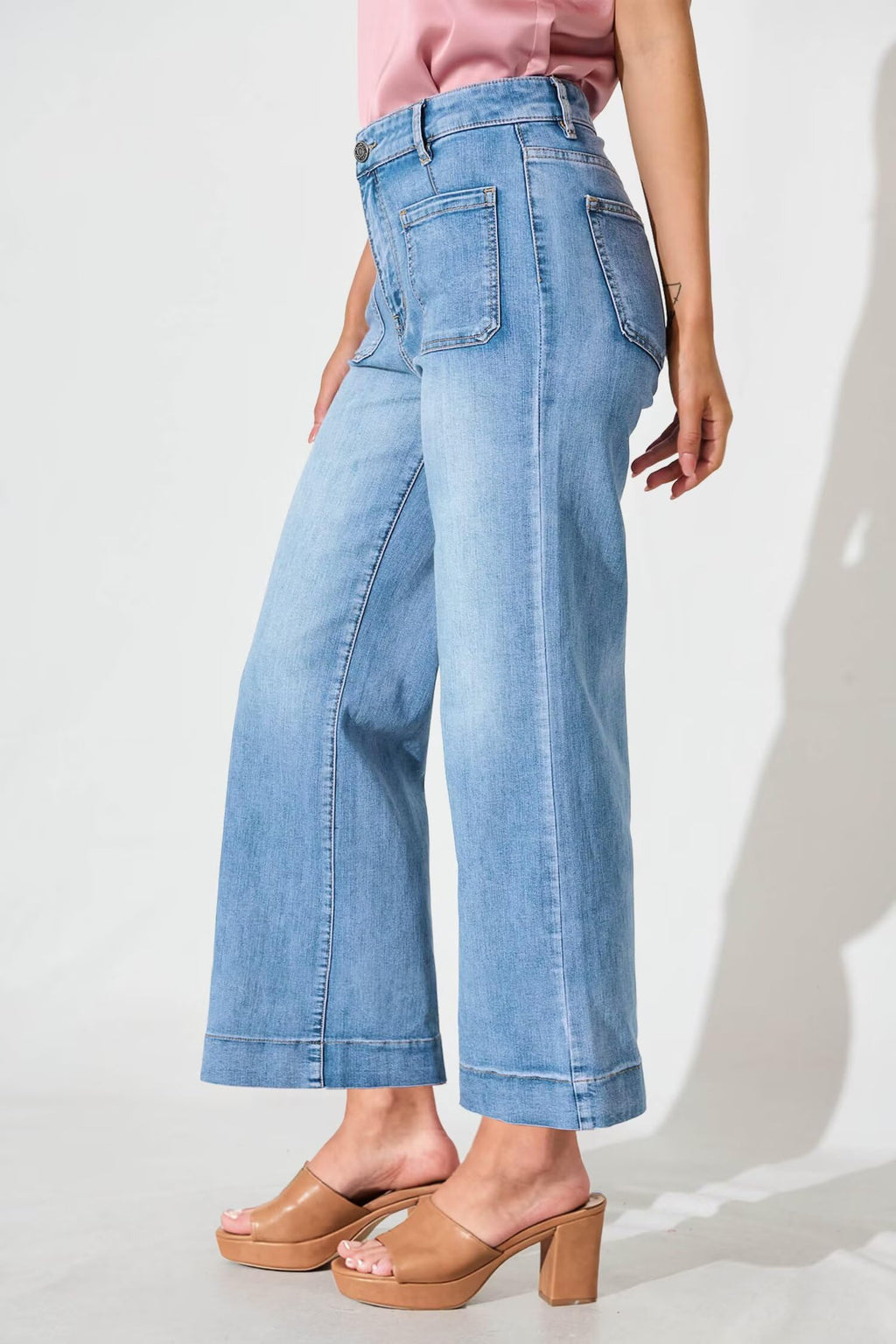 Allimy Women's High Waisted Cropped Wide Leg Jeans Stretchy Loose Denim Pants with Front Patch Pockets