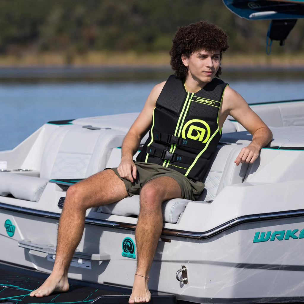 O'Brien Flex V-Back Life Jacket – Coast Guard Approved Adult Life Vest with Flex Fit Design, Lightweight Foam & Front Zip Closure for Watersports, Boating, and Jet Skiing