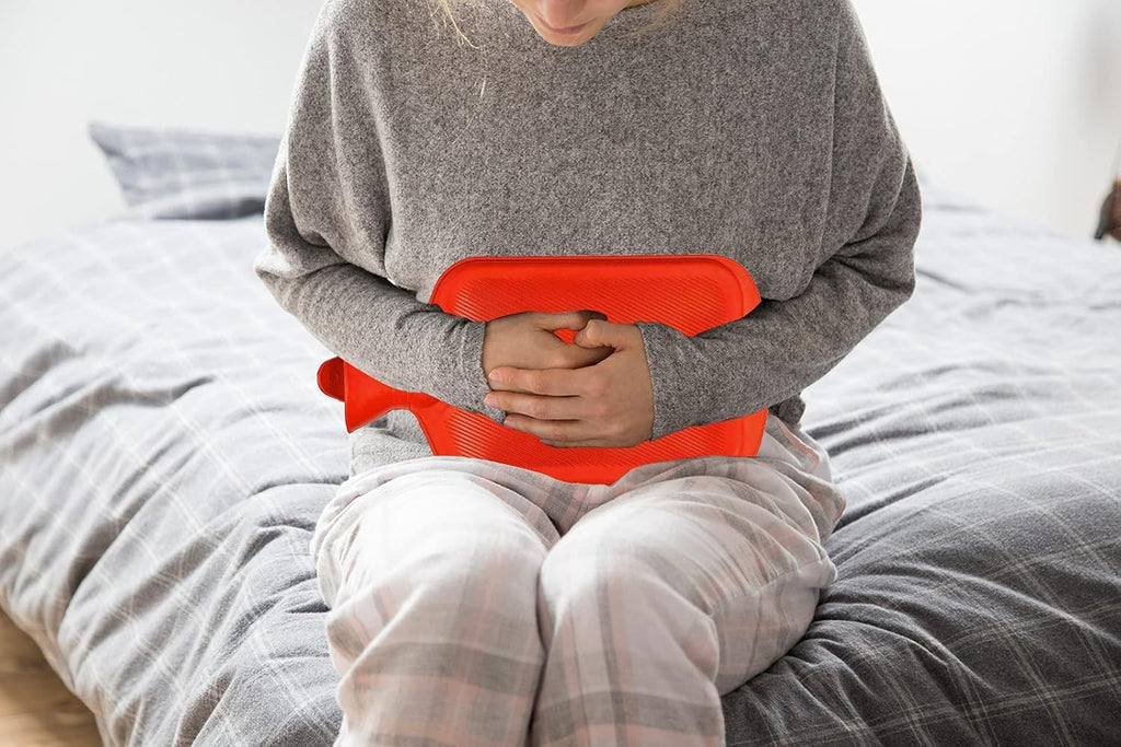 SteadMax [2 Pack] Hot Water Bottles, 2L (68oz) Natural Rubber -BPA Free- Durable Large Hot Water Bag for Hot Compress and Heat Therapy, Pain Relief Heating Pad, (Random Colors)
