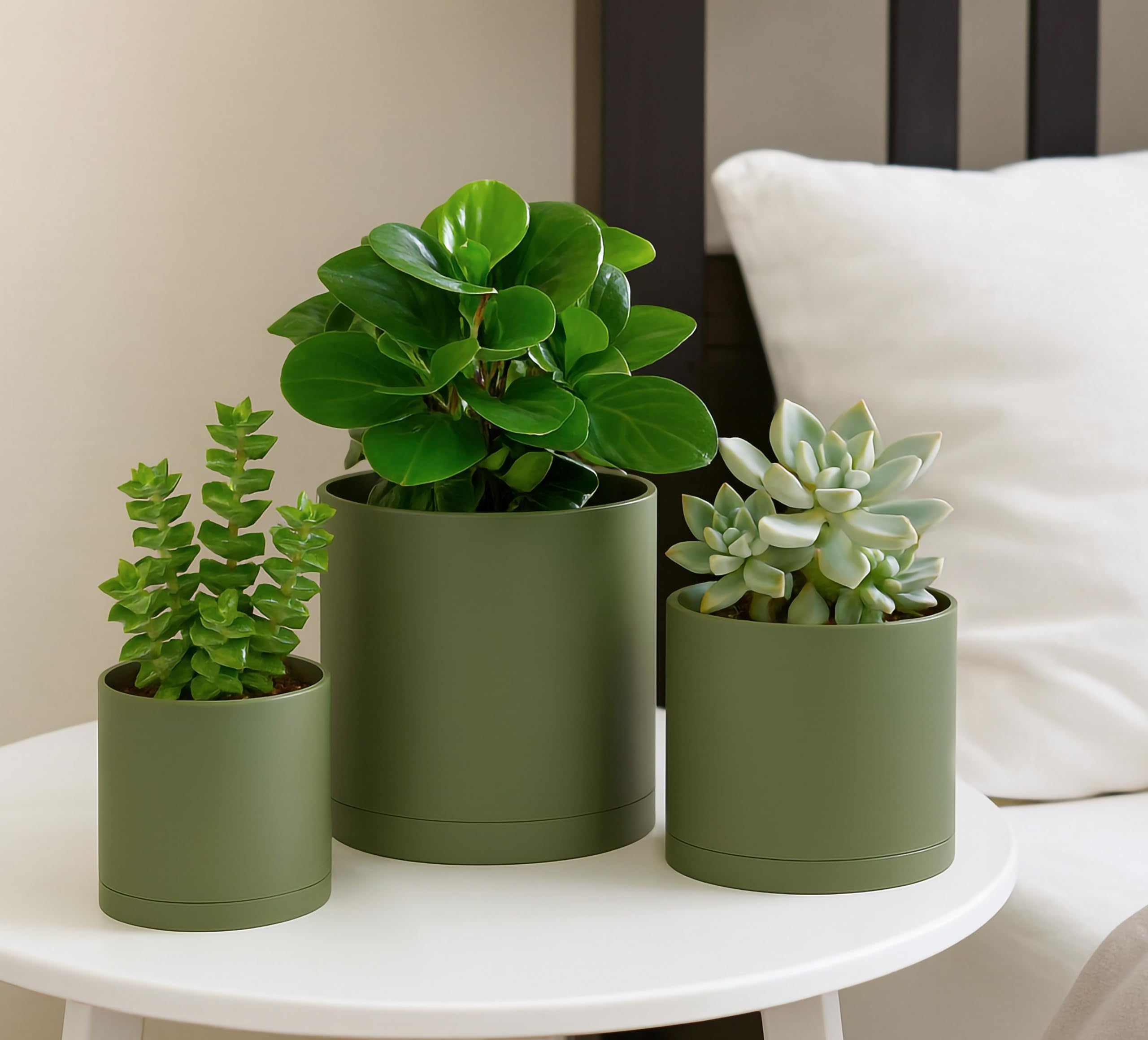D'vine Dev 6.5 Inch 8 Inch 10 Inch, Set of 3 Plastic Planter Pots for Plants with Drainage Hole and Seamless Saucers, Black Color, Large, 74-V-B-4