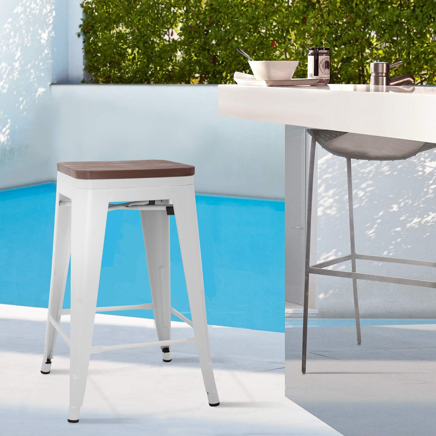 FDW Metal Bar Stools Set of 4 Counter Height Bar Stools 24 Inches Industrial Bar Chairs Patio Stool Stackable Backless Stool Indoor Outdoor Metal Kitchen Stools Bar Chairs (Black, 24")