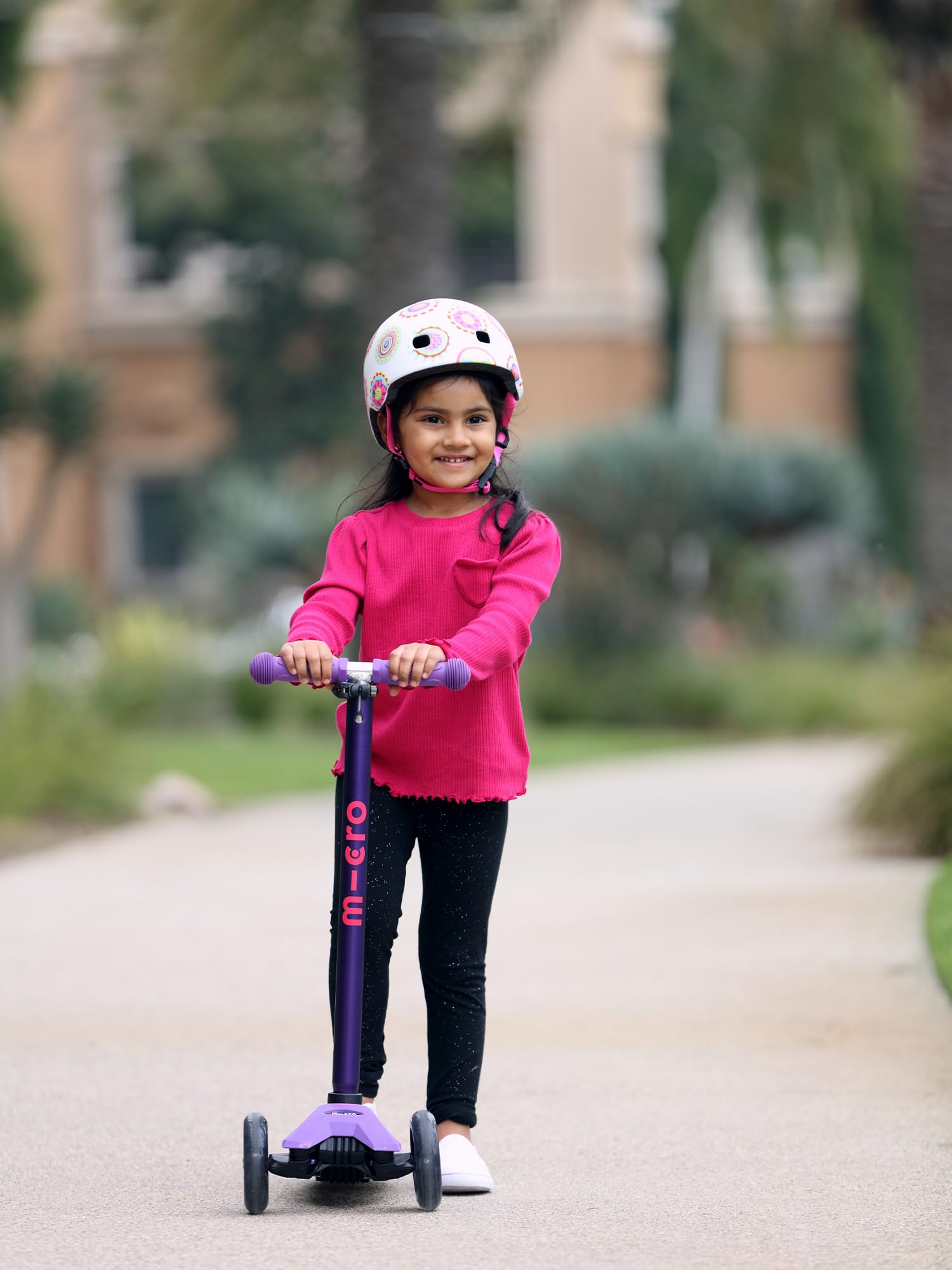 Micro Kickboard | Maxi Foldable LED Kids Scooter for Ages 5-12 | Children up to 110 lbs | 3 Wheel Lean-to-Steer Design | Adjustable T Bar | Smooth Ride, Motion Activated PU LED Wheels | Swiss Design