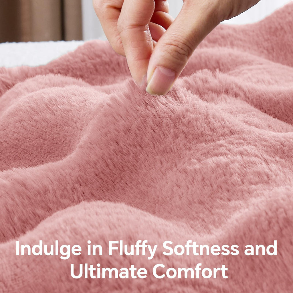 BEDELITE Faux Fur Throw Blanket, Soft Cozy Plush Dark Grey Bubble Blanket for Couch Sofa Bedroom Living Room Decor - 870GSM Thick Warm Fuzzy Fluffy Faux Rabbit Fur Blanket, 50x60 Inches
