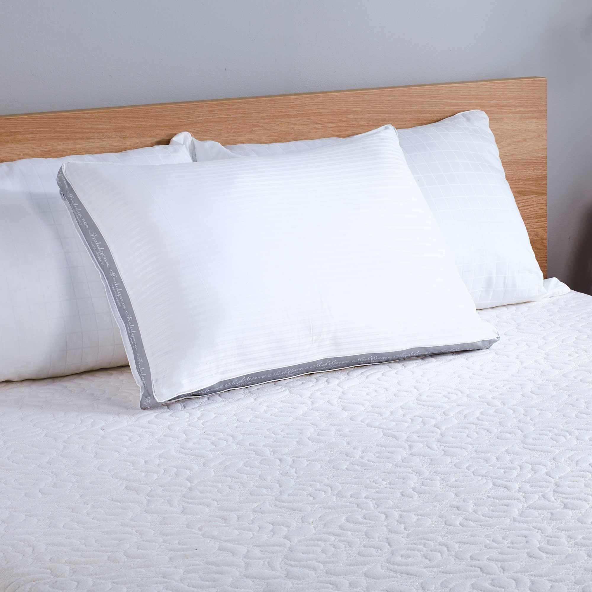 Isotonic Indulgence Synthetic Down Pillow | Side Sleeper (Standard/Queen)
