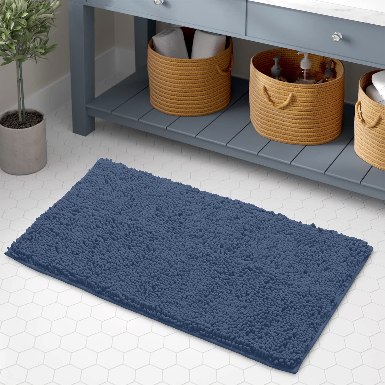 LuxUrux Bath Mat, Extra-Soft Plush Non-Slip Bathroom Rug, Luxury Chenille Microfiber Material, Super Absorbent Shaggy Bath Rug. Machine Wash & Dry (17 x 24 inches, Warm Grey)