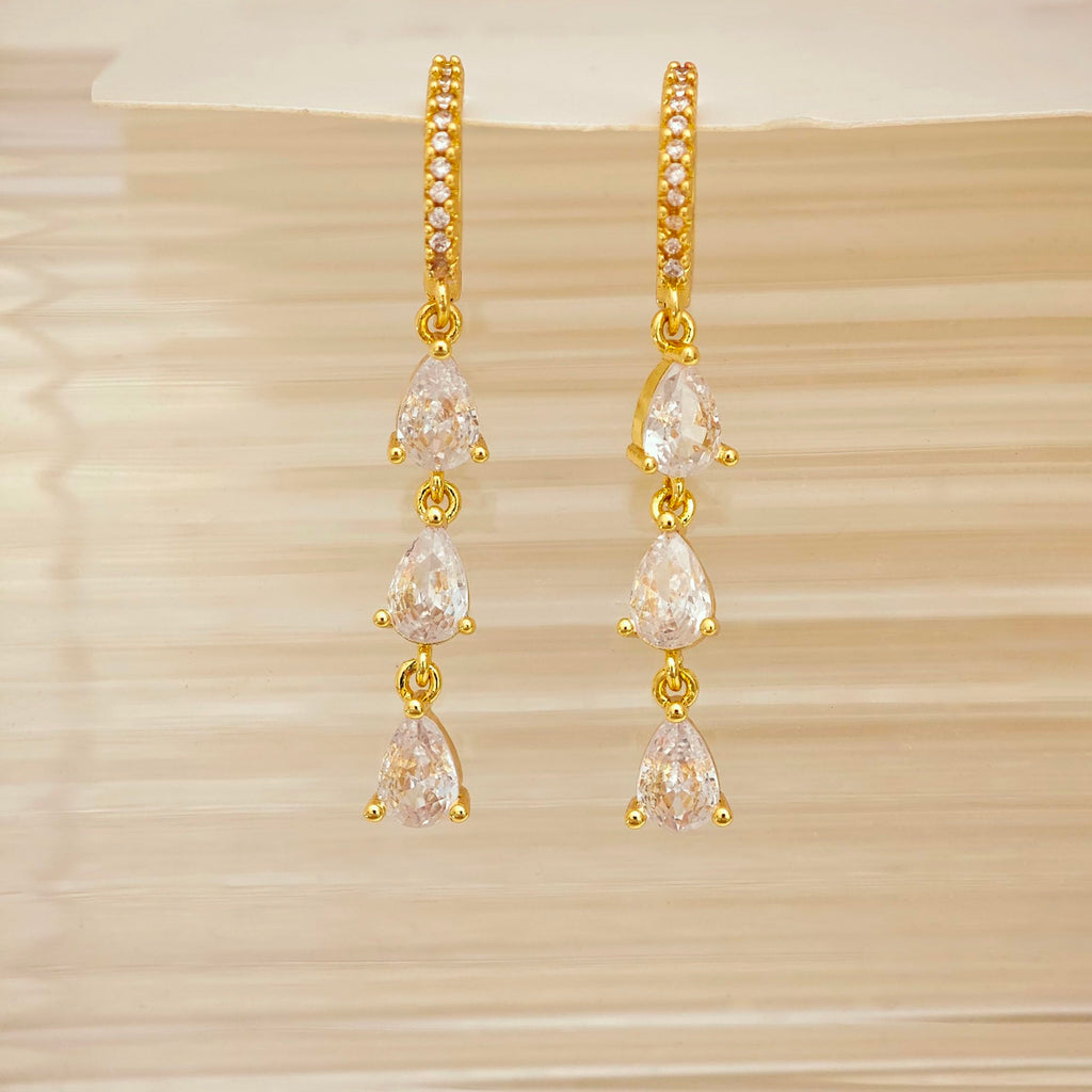 Gold Earrings for Women Trendy, Simple Dainty 14K Gold Plated Paperclip Square Chain Link Dangle Hoops Earrings Pin Stud Huggie Earrings Lightweight Hypoallergenic Minimalist Aesthetic Gold Jewelry for Christmas Gifts