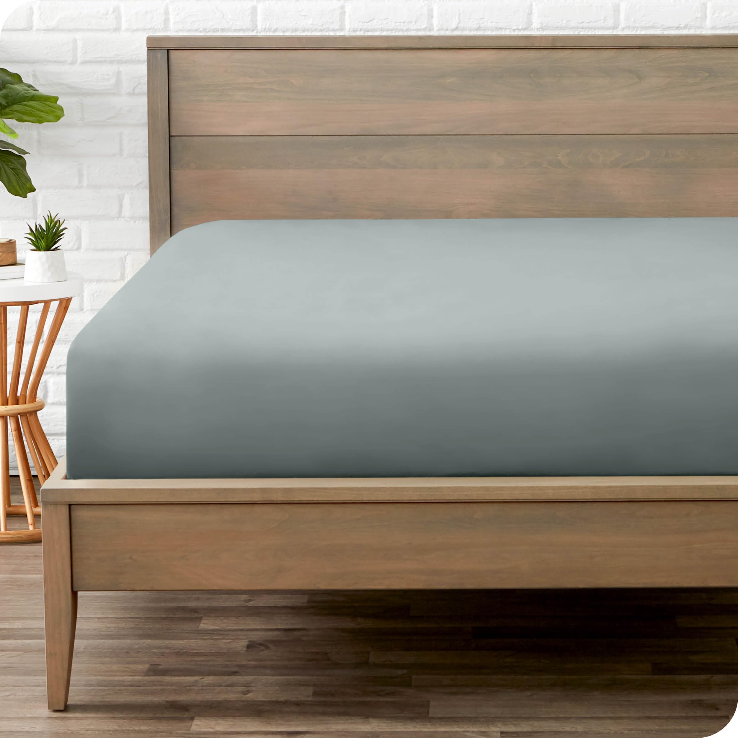 Bare Home Fitted Bottom Sheet Twin Size - Premium 1800 Ultra-Soft - Hotel Luxury - Deep Pocket - Durable and Long Lasting (Twin, White)