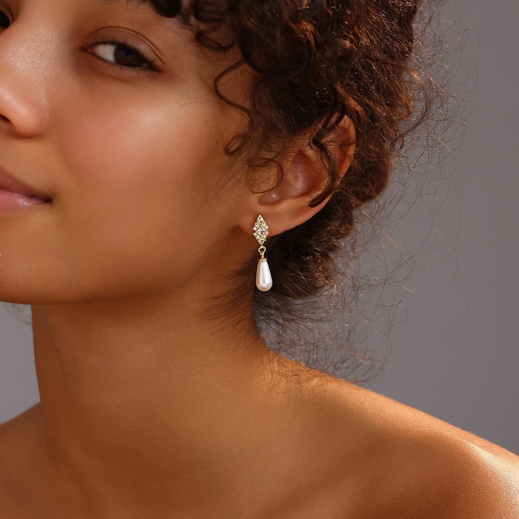 Gold Earrings for Women, 14K Gold Plated Tassel Dangle Earrings for Women Trendy Hypoallergenic Long Chain Earring Dainty Pearl Drop Earrings Elegant Wedding Earring Fashion Jewelry for Womens