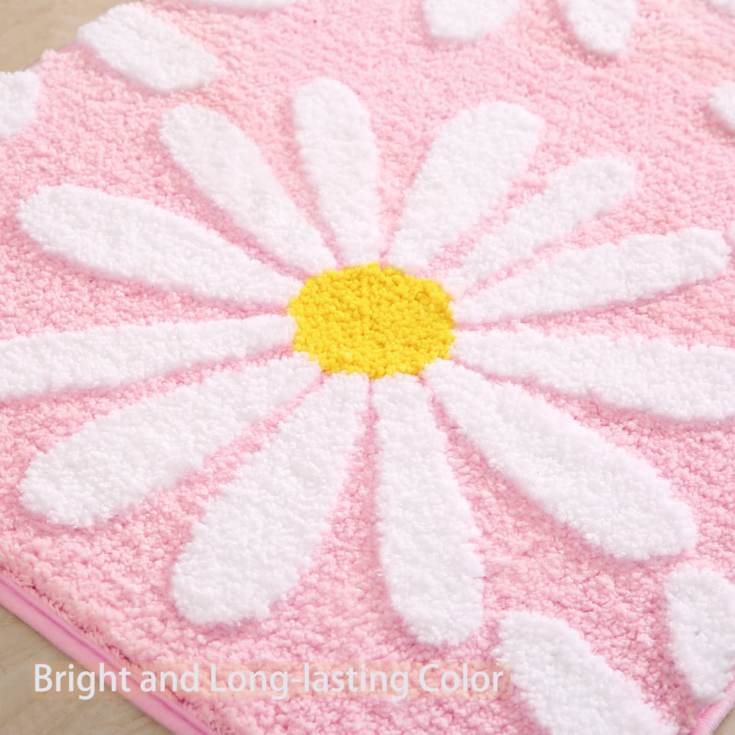 QJHOMO Beige Bathroom Rugs Cute Daisy Bath Mat White and Yellow Flower Decor Rug Non Slip Floor Carpet Microfiber Bathmat Super Absorbent Machine Washable Bathtub Mats for Shower (16x24 inch)