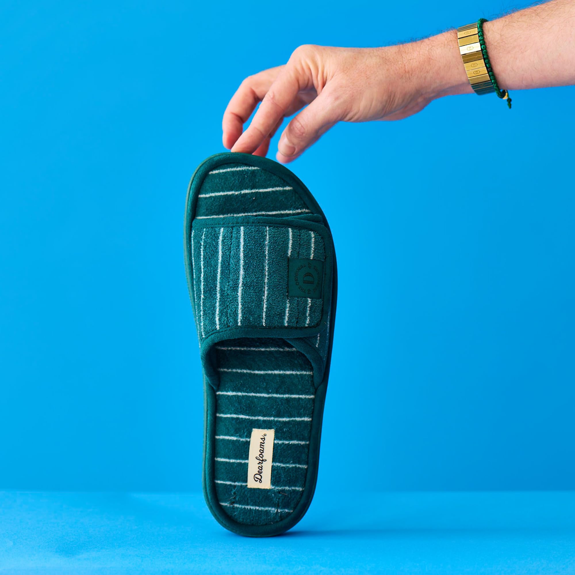 Dearfoams Men's Adjustable Indoor/Outdoor Memory Foam Machine Washable Summer Slide Slipper