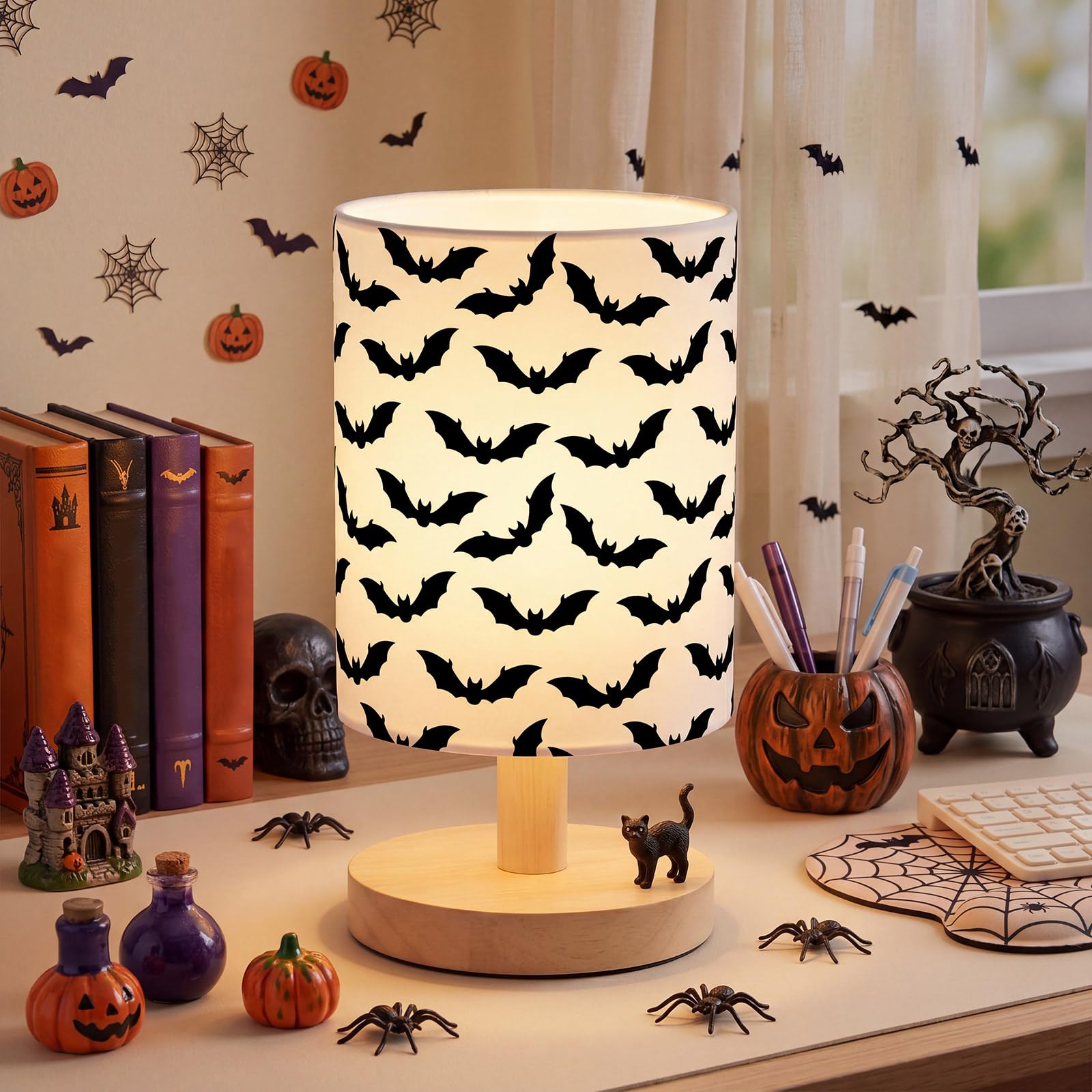 VIHOSE Woodland Animals Kids Table Lamp for Bedroom Kids Bedside Lamp with Linen Wooden Nightstand Cartoon Nursery Lampshade for Girls Boys Living Room