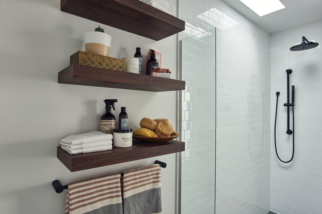 Moen Align Brushed Gold 18-Inch Modern Single -Towel Bar, YB0418BG