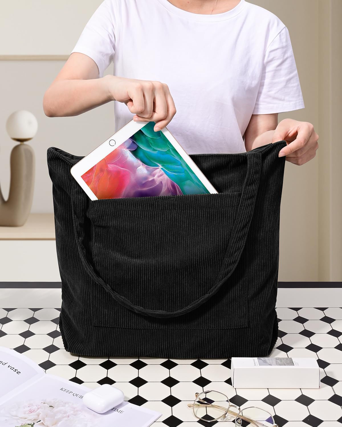 Iioscre Corduroy Tote Bag for Women,Hobo HandBags with Zipper,Large Capacity Casual Shoulder Handbags with Inner Pockets