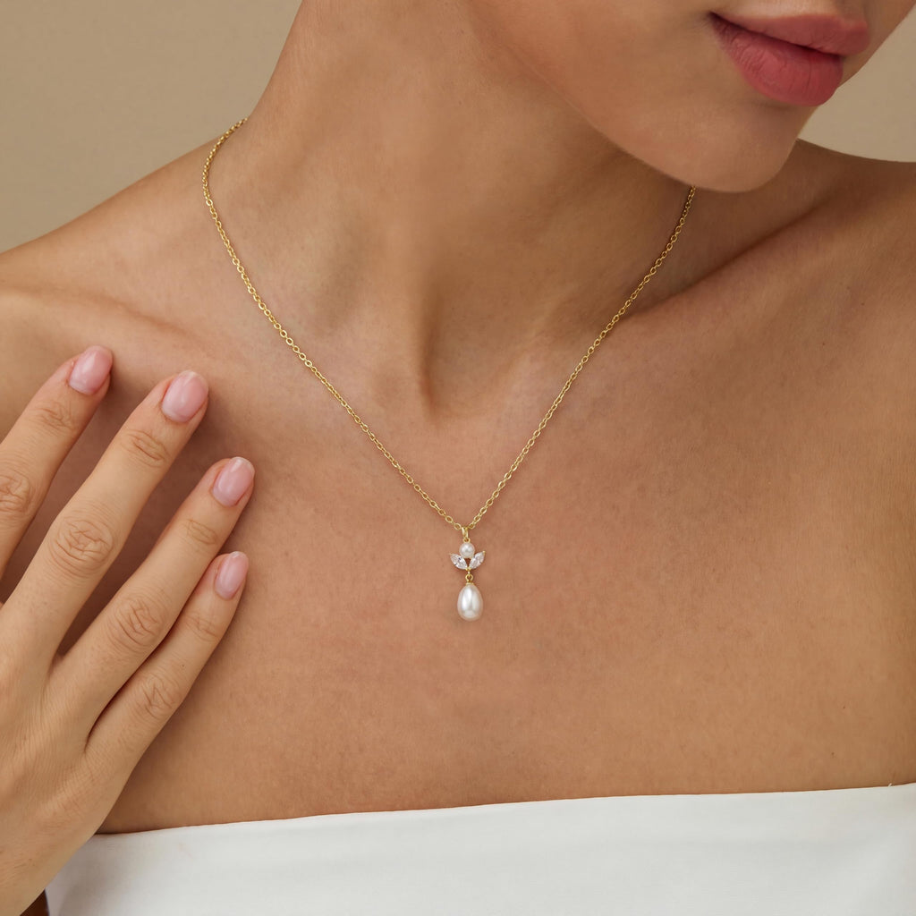 Pearl Necklace for Women Trendy,14k Gold Plated Necklace Dainty Wedding Necklace Small Cute Choker Necklace Gold Prom Drop Necklace Vintage Waterproof Jewelry for Women Prom Jewelry Fashion Gifts