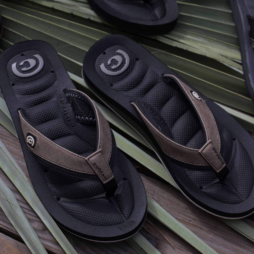 Cobian Draino 2 – Men’s Sandals With Water-Drain Footbed – Quick-Dry Flip Flops for Men for Beach and Boating