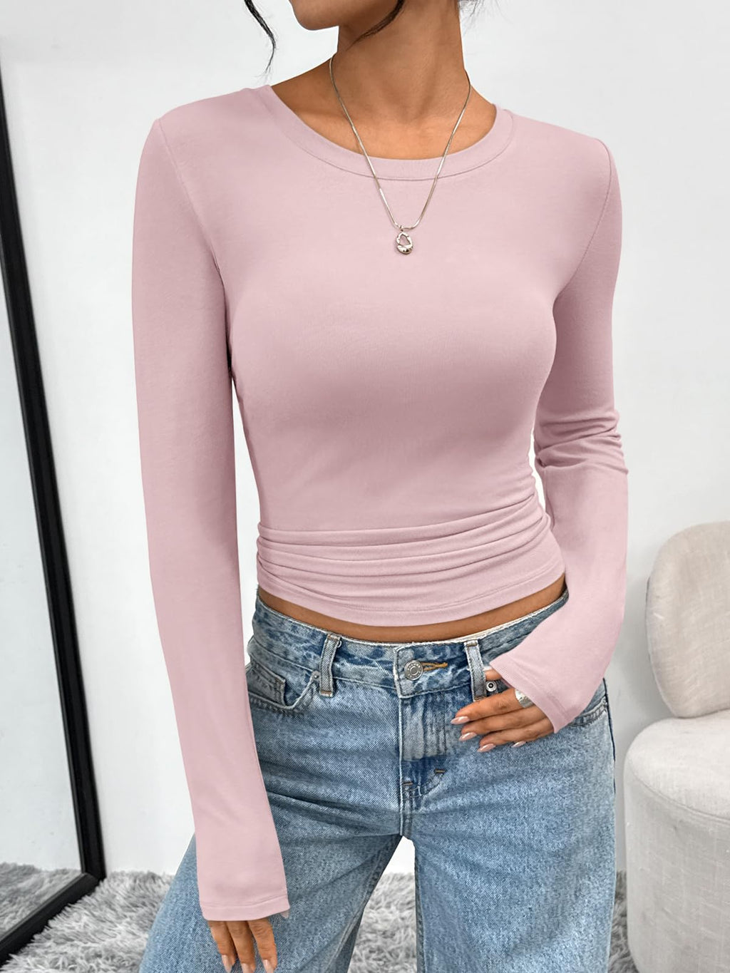 Trendy Queen Womens Long Sleeve T-Shirts Basic Crop Tops 2026 Spring Fashion Outfits Going Out Winter Clothes