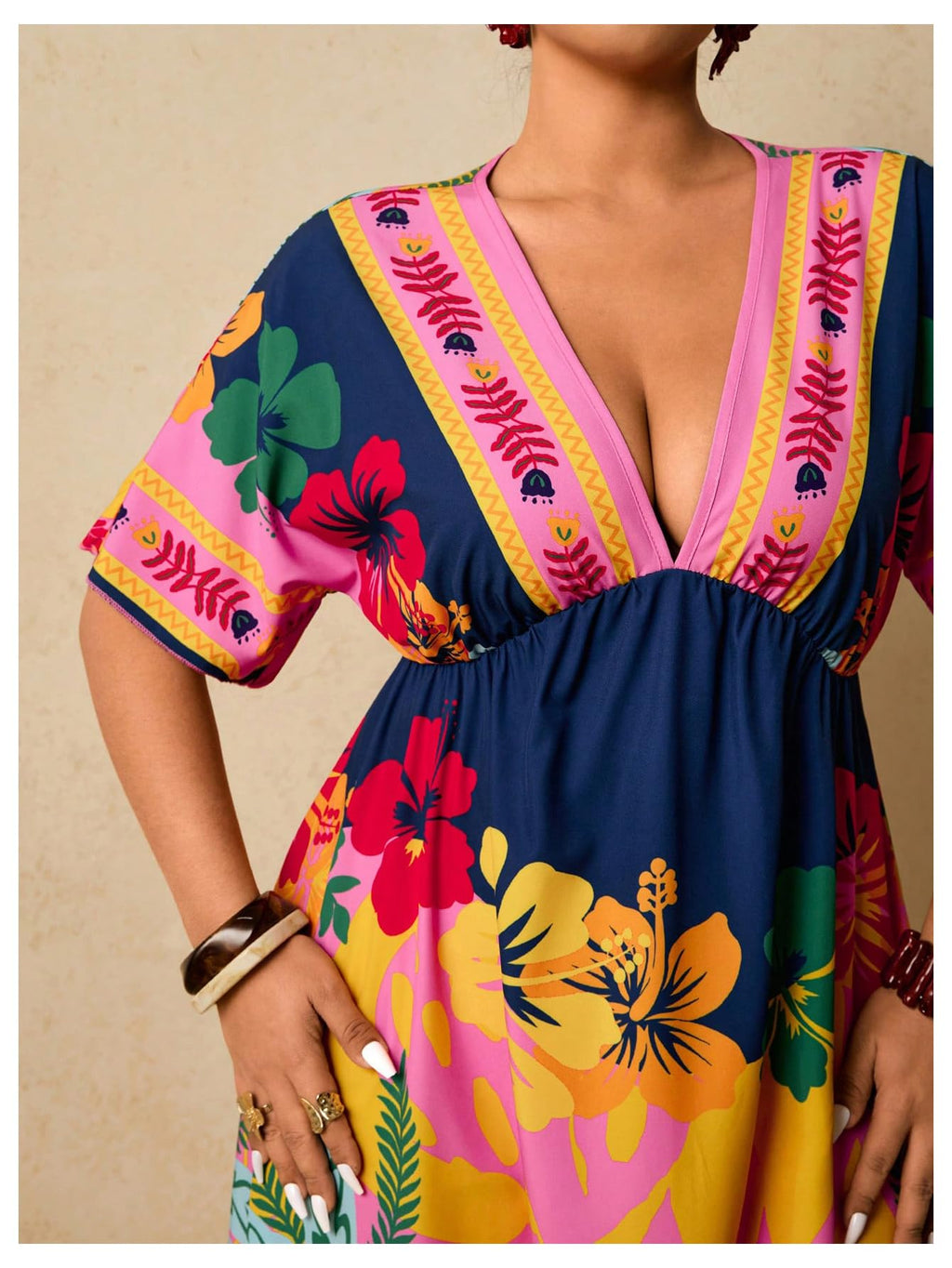 Floerns Women's Plus Size Boho Hawaiian Tropical Dresses V Neck Short Sleeve Floral A Line Long Dress Vacation Beach Outfits