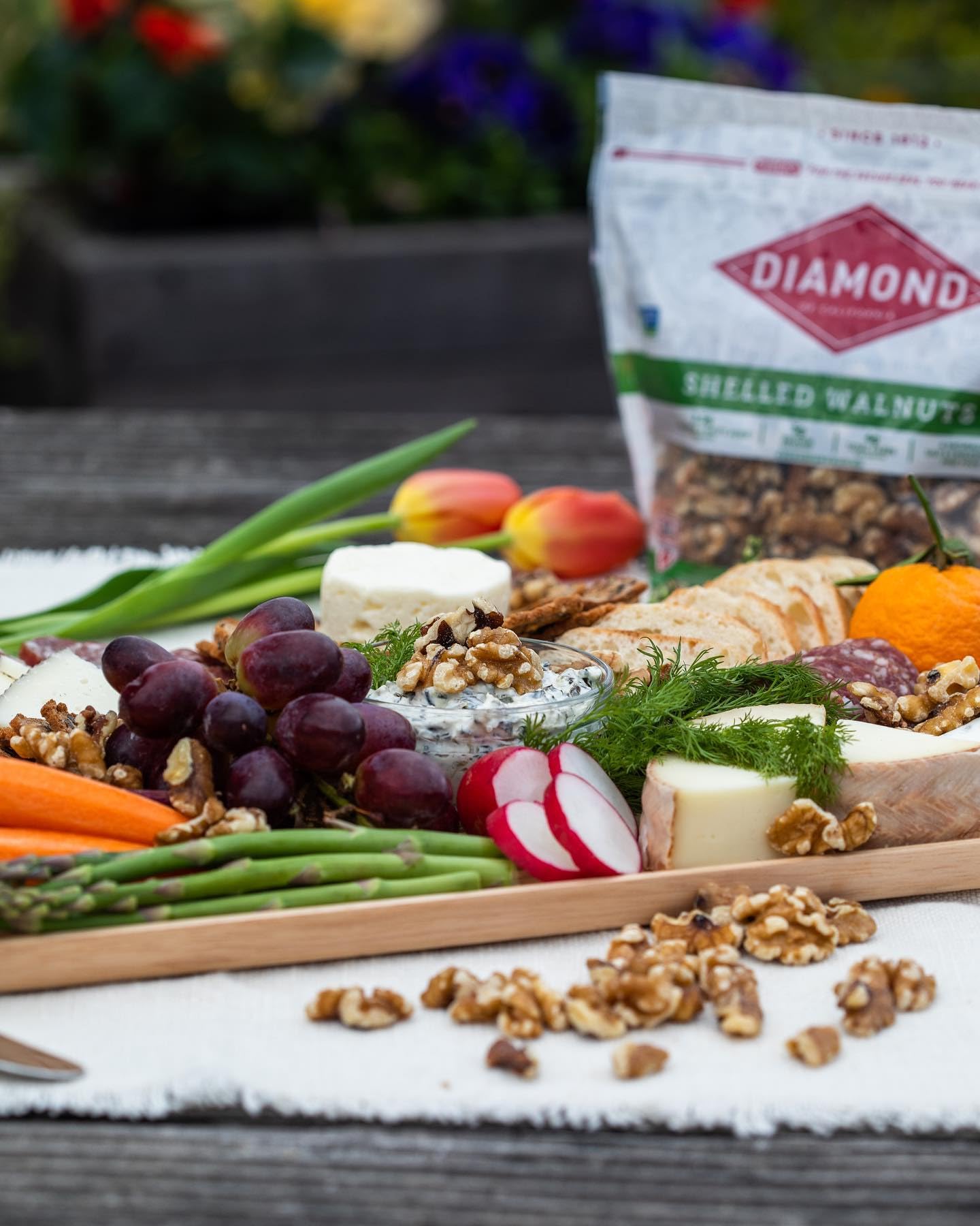 Diamond of California Chopped Walnuts 8 oz