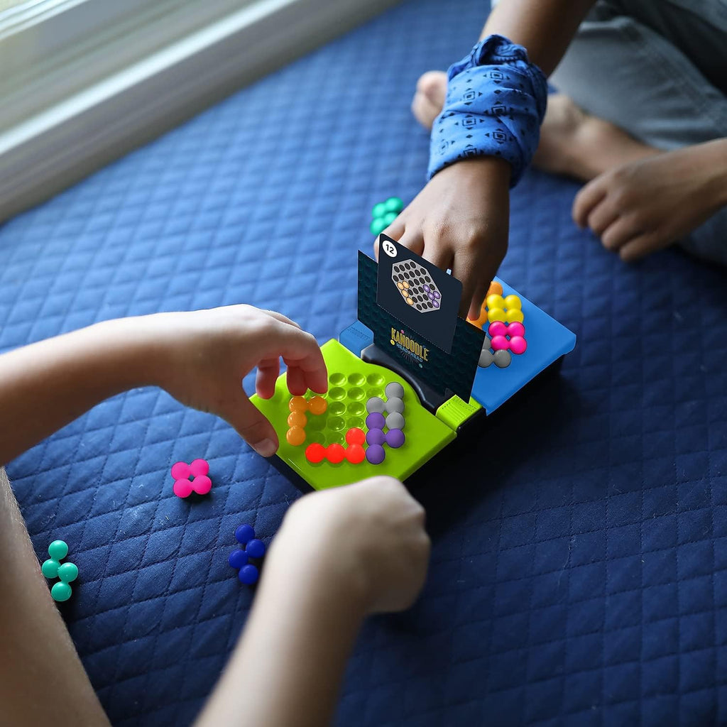 Educational Insights Kanoodle Head-to-Head - 3D Brain Teaser Puzzles for Kids, Spatial Puzzle Games for Adults, Teens and Kids, Problem Solving Toys and Logic Puzzles, Two Player Games