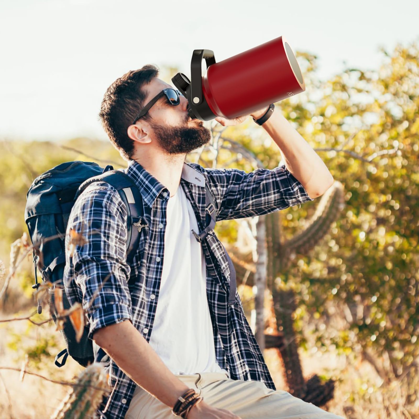 WATERSY Half Gallon Water Bottle Insulated(Cold for 48 Hrs),BPA Free&Leak Proof,64oz Stainless Steel Water Jug/Flask,Big thermo,Large Water Bottle with Handle for Gym,Hiking,Camping,Black