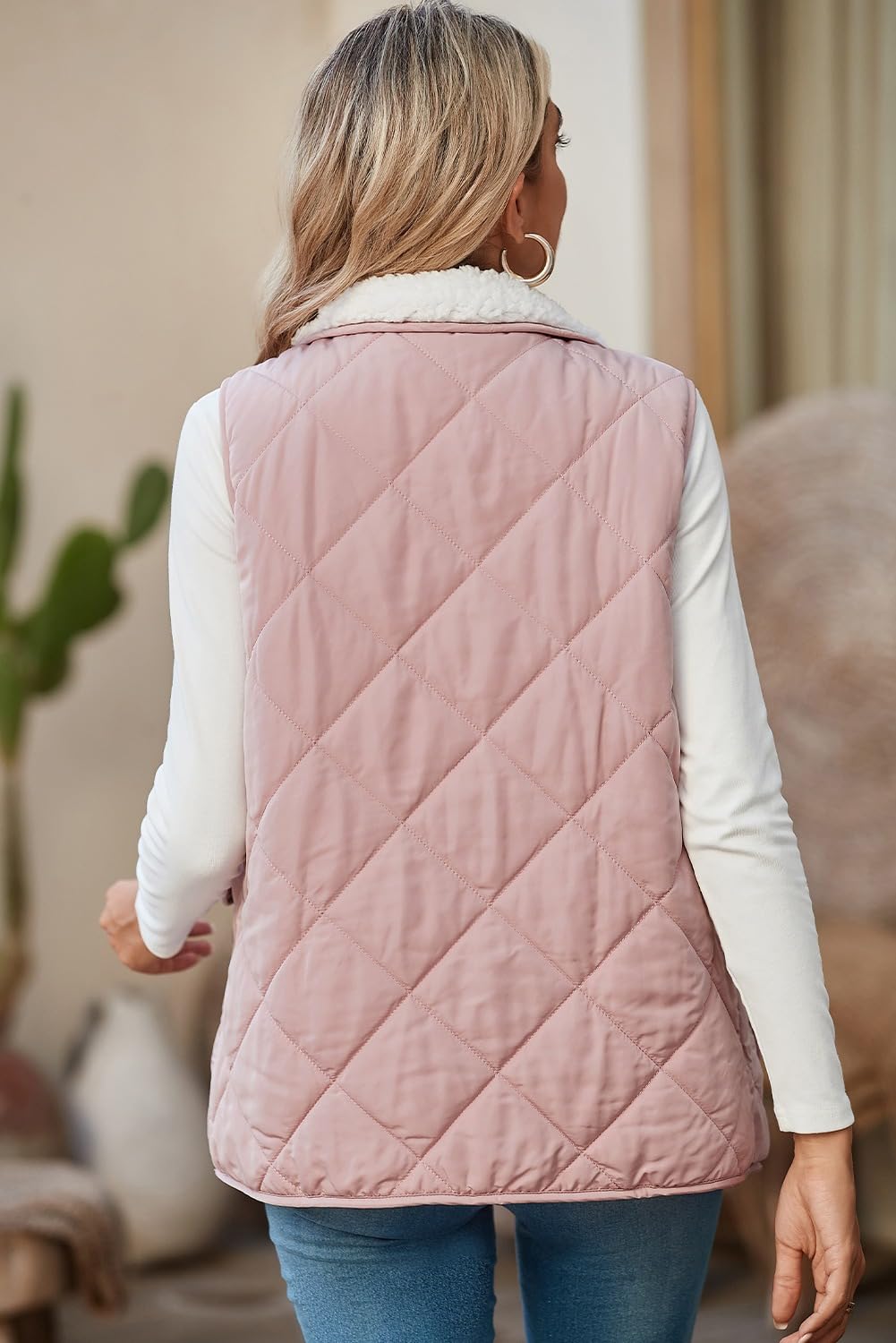 SHEWIN Women Puffer Vest Casual Stand Collar Sleeveless Puffer Jacket Warm Winter Reversible Zip Up Outerwear with Pockets