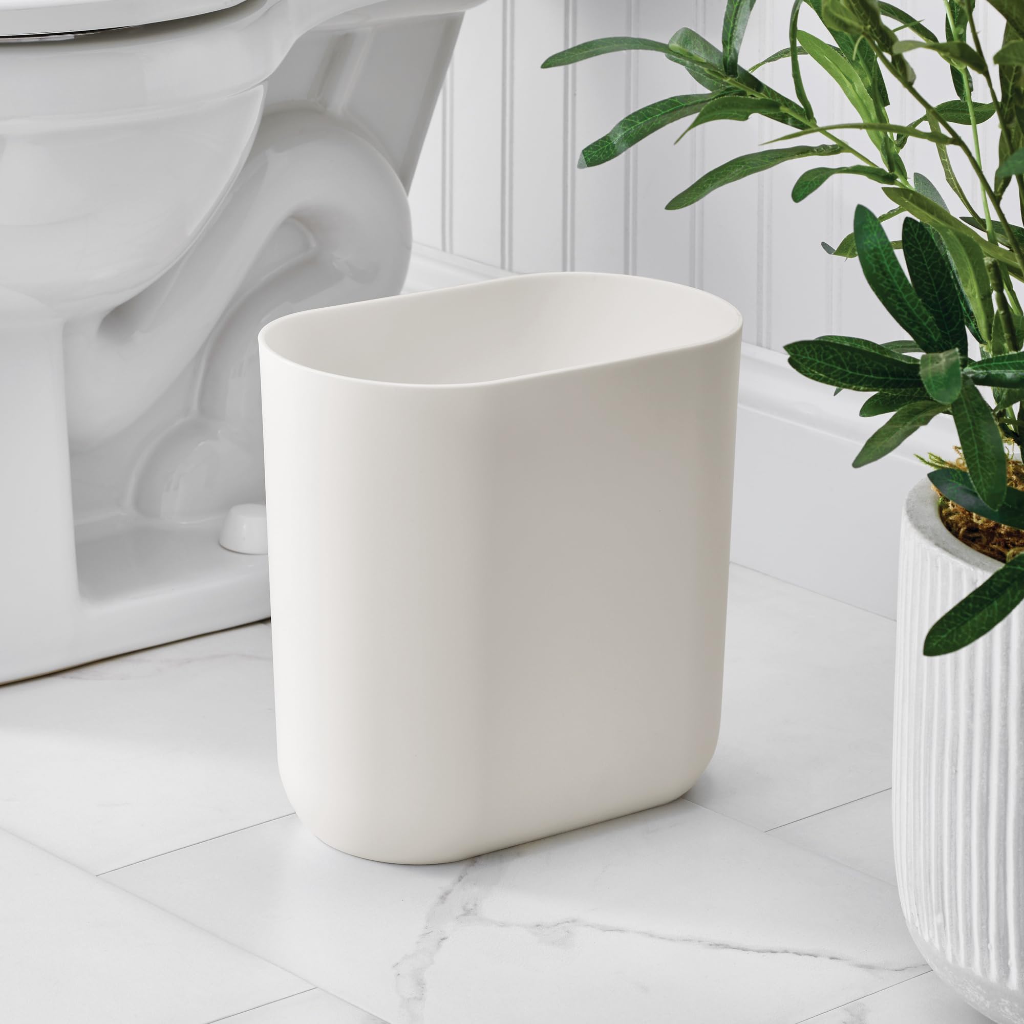 iDesign Small Slim Plastic Bathroom Trash Can, Black | Garbage Can for Bedroom, Office, Desk, Dorm