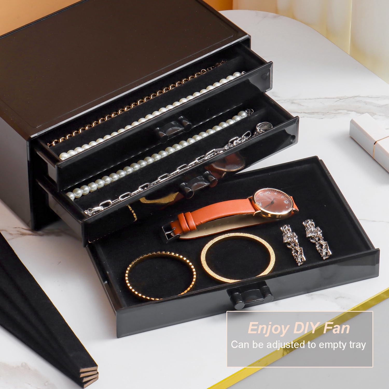 YUFONG Necklace Holder Organizer, Dustproof Necklace Box Velvet Necklace Organizer Box with Lid Clear Acrylic Dustproof Stackable Jewelry Displays for Necklaces Chain Display (Beige, 3 Drawer)