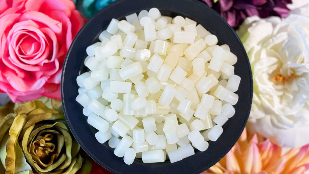 Surebonder B-2001 Less Stringing Skillet Glue Cube Pellets for Crafts and Floral Projects, 1 lb Bag, Use in Surebonder Glue Skillets, Cream Color