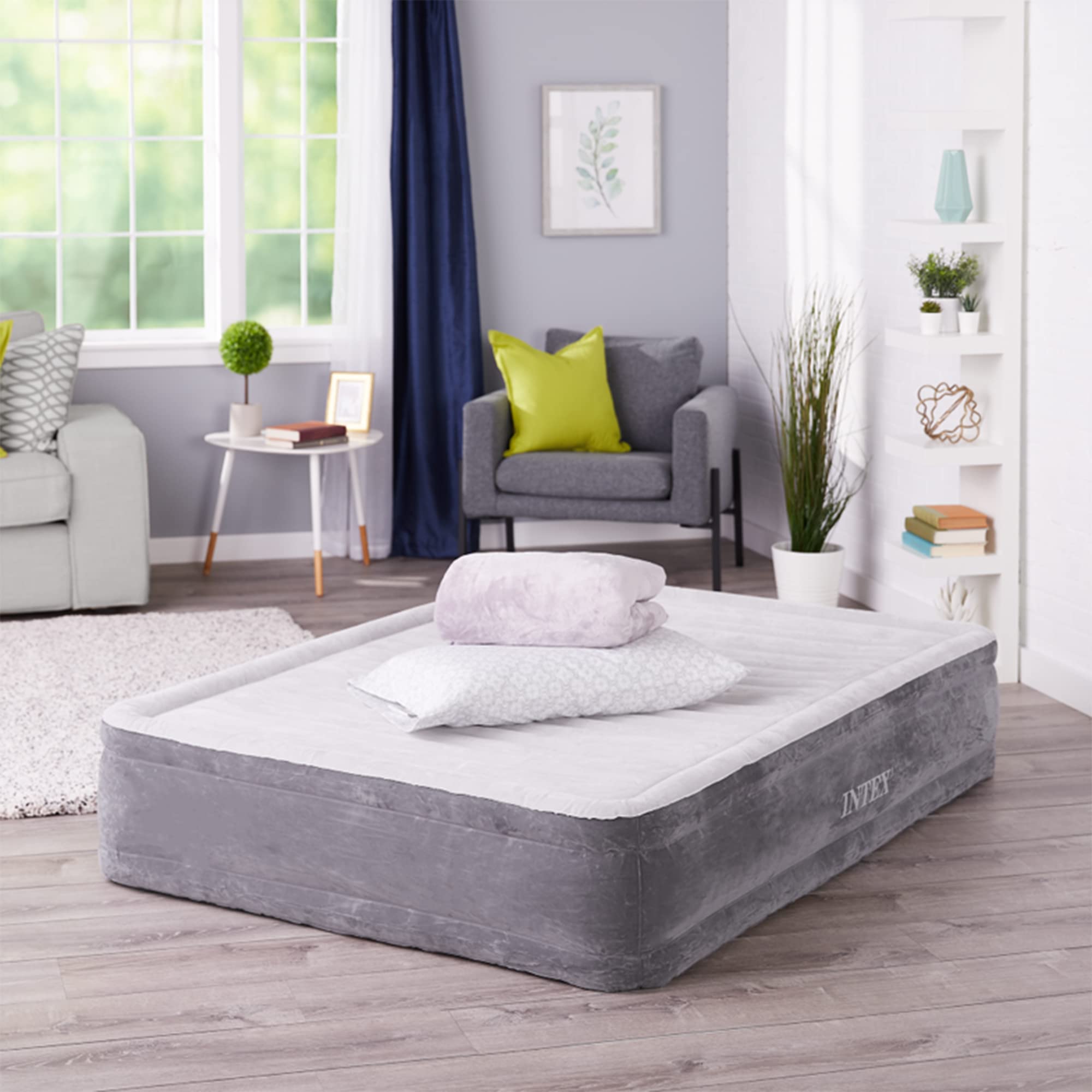Intex Dura-Beam Deluxe Comfort Plush Elevated Airbed Series