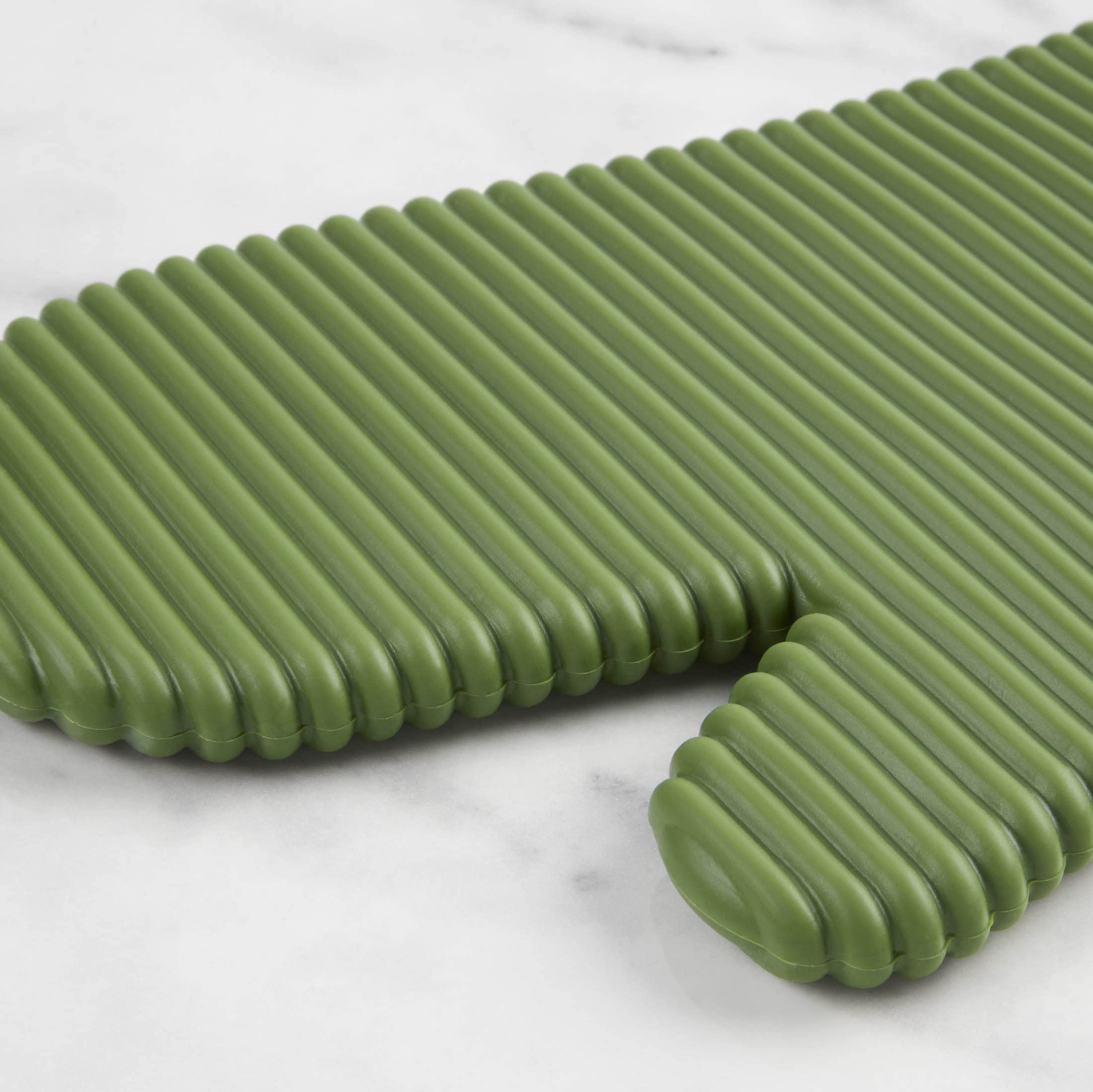 KITCHENAID Ribbed Soft Silicone Oven Mitt 2-Pack Set, 7.5"x13", Aqua Sky