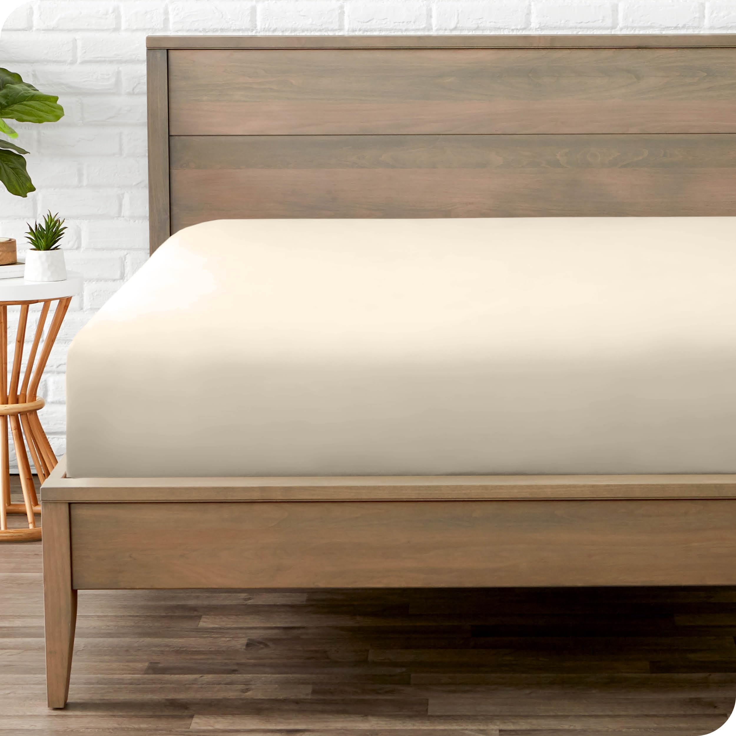 Bare Home Fitted Bottom Sheet Twin Size - Premium 1800 Ultra-Soft - Hotel Luxury - Deep Pocket - Durable and Long Lasting (Twin, White)