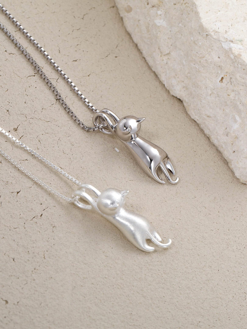 S.Leaf 925 Sterling Silver Cat Necklace Jewelry for Women Trendy Dainty Charm Pendant Necklaces Best Friend Birthday Gifts for Her Sister Mom Wife Womens