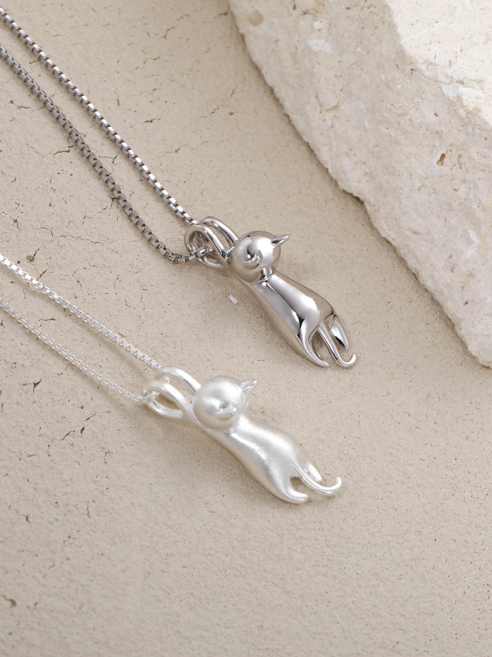 S.Leaf 925 Sterling Silver Cat Necklace Jewelry for Women Trendy Dainty Charm Pendant Necklaces Best Friend Birthday Gifts for Her Sister Mom Wife Womens