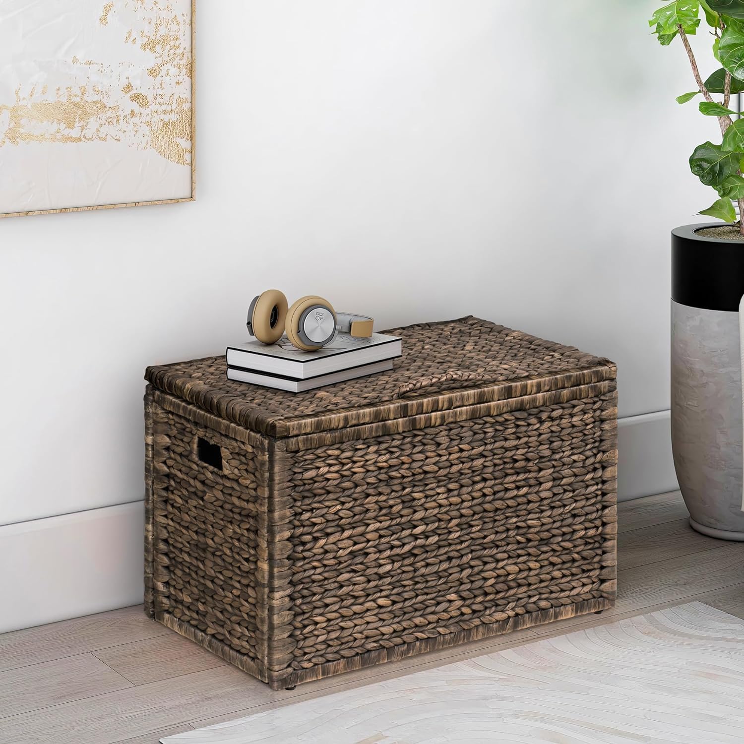 eHemco Heavy-duty Water Hyacinth Wicker Storage Trunk with Metal Frame, 30 by 17.5 by 17.5 Inches, Brown Wash