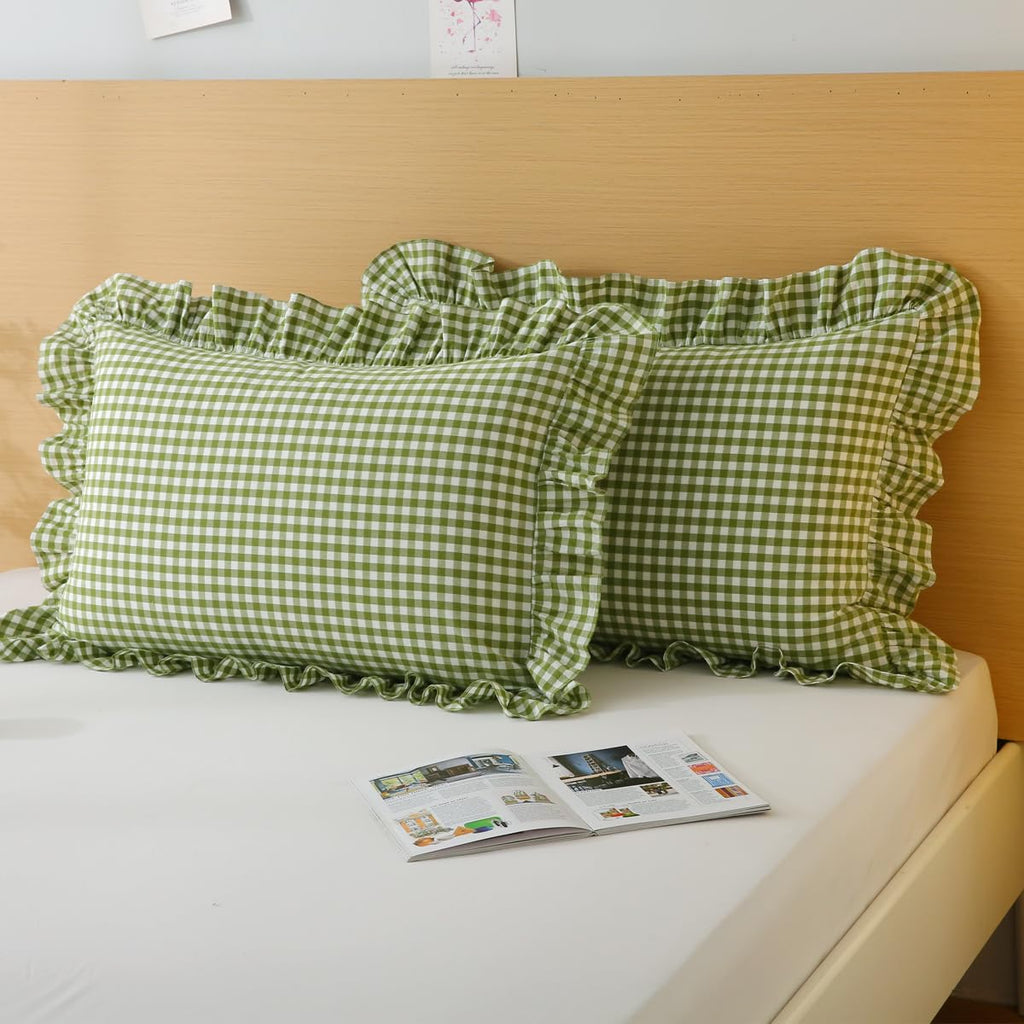 Silnuo Green/White Plaid Ruffled Queen Size Pillow Shams Set of 2,Washed Cotton Shabby Checkered Gingham Farmhouse Bed Pillow Covers 20"x30"