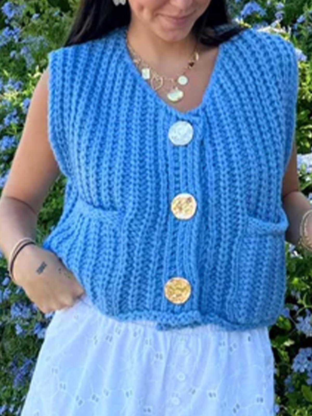 KEOMUD Women's Sleeveless Cropped Knit Cardigan Casual Button Down Crochet Sweater Vest Tops with Pockets