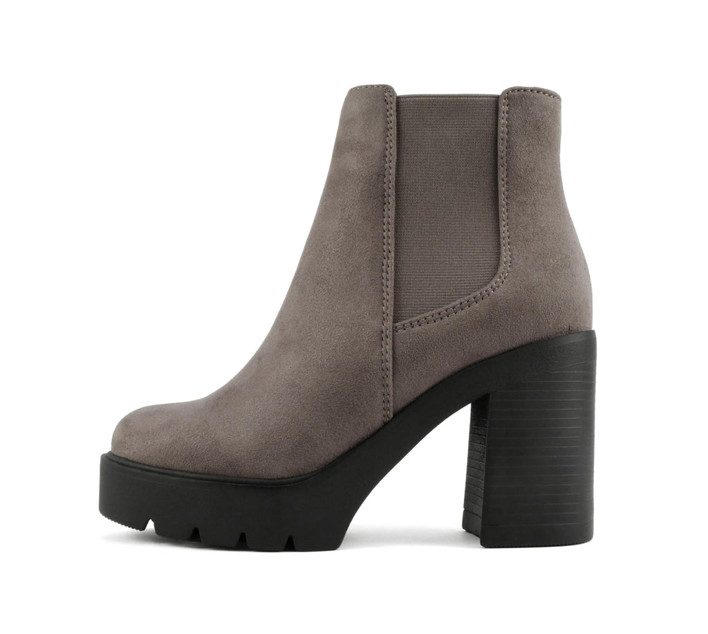 Soda EDITOR ~ Women Lug Sole High Heel Chelsea Fashion Ankle Boot w/Double Elastic Gore
