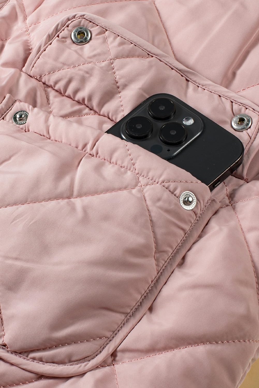 SHEWIN Women Puffer Vest Casual Stand Collar Sleeveless Puffer Jacket Warm Winter Reversible Zip Up Outerwear with Pockets