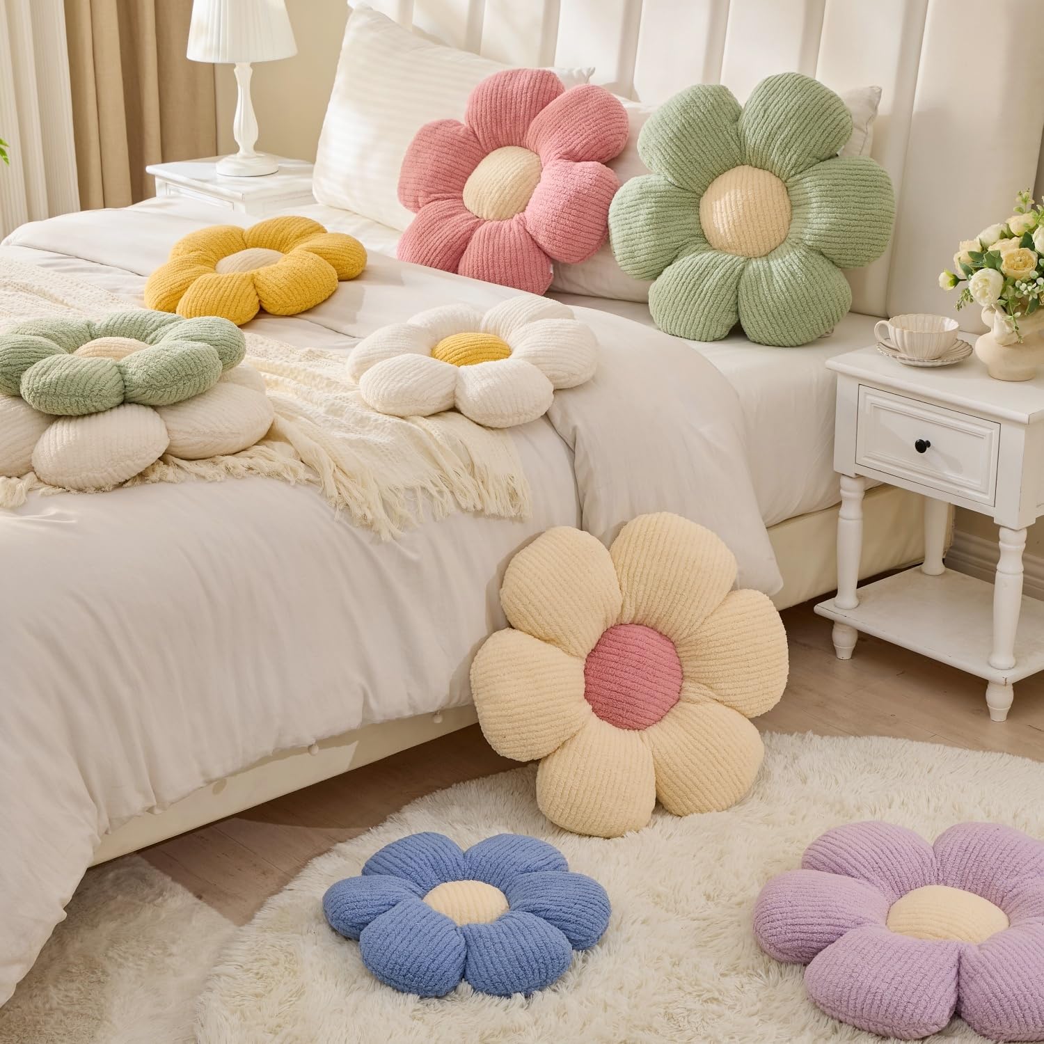 Flower Pillow, Blue Throw Pillows Cute Daisy Decorative Pillow Cushion Seating Home Decorative for Bed, Sofa, Couch