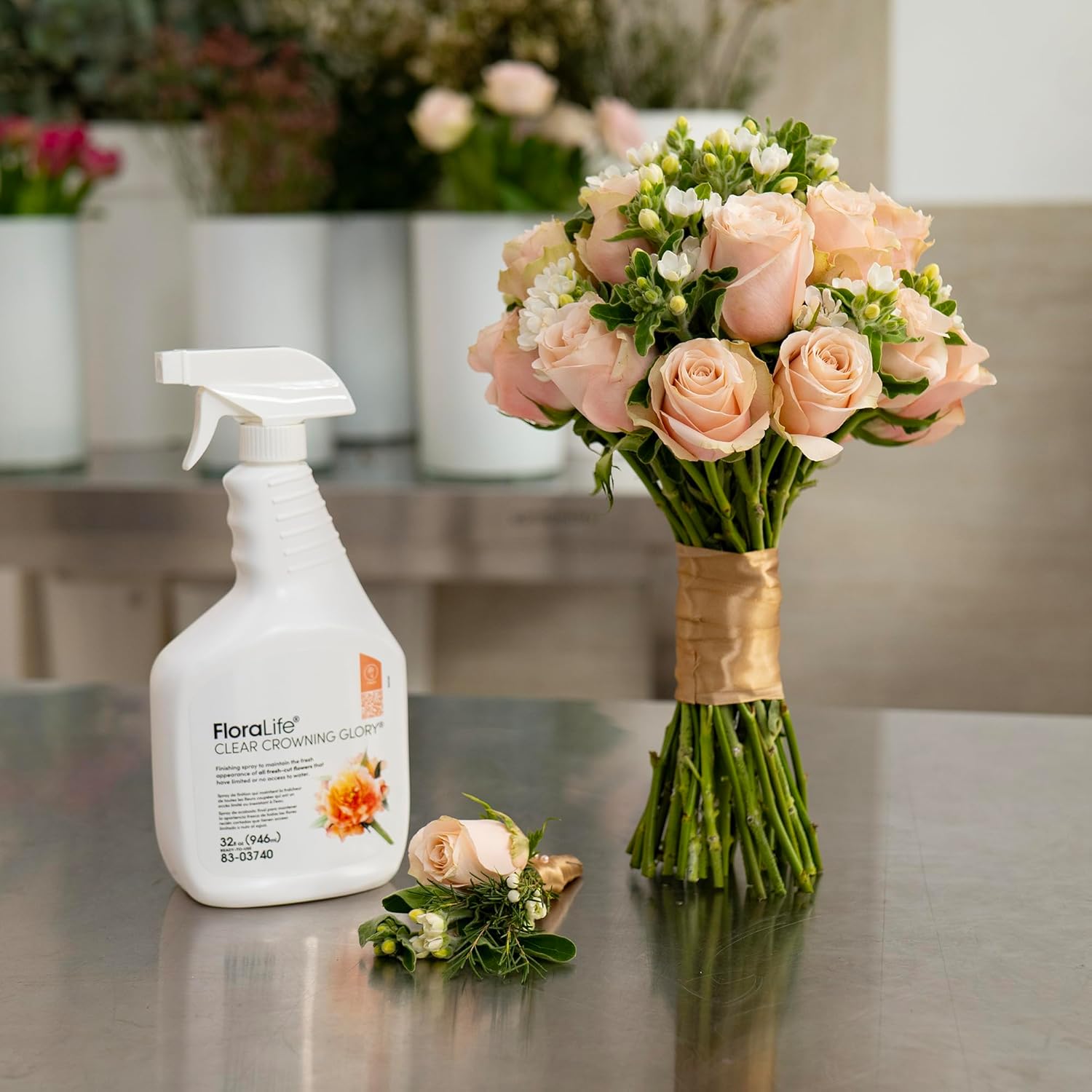 FloraLife Clear Crowning Glory - Liquid Shield Finishing Spray for Fresh-Cut Flowers - 32fl oz