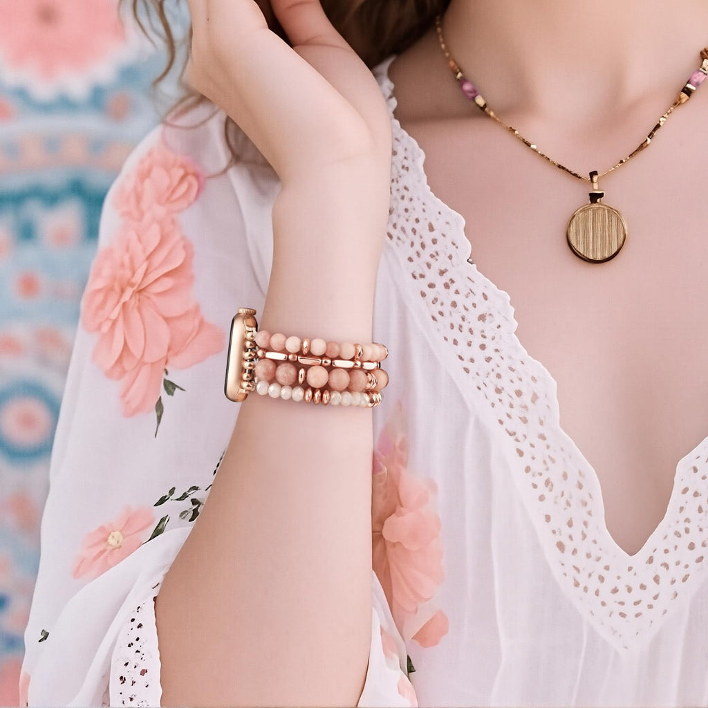 VISOOM Beaded Boho Bracelet Compatible for Apple Watch Band 40mm/38mm/41mm/42mm Series 11 10 9 8 7 SE Series 6/5/4 Women Fashion Cute Handmade Crystal Beads Stretchy Watch Strap for iWatch Bands 3/2/1