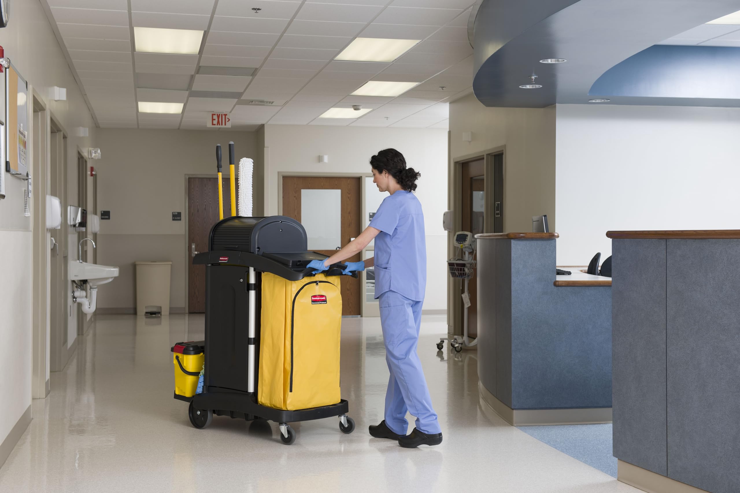 Rubbermaid Commercial Products Cleaning Cart Bag 30-Gallon Yellow Collecting Refuse or Laundry Items Janitorial and Housekeeping Carts Zippered Front