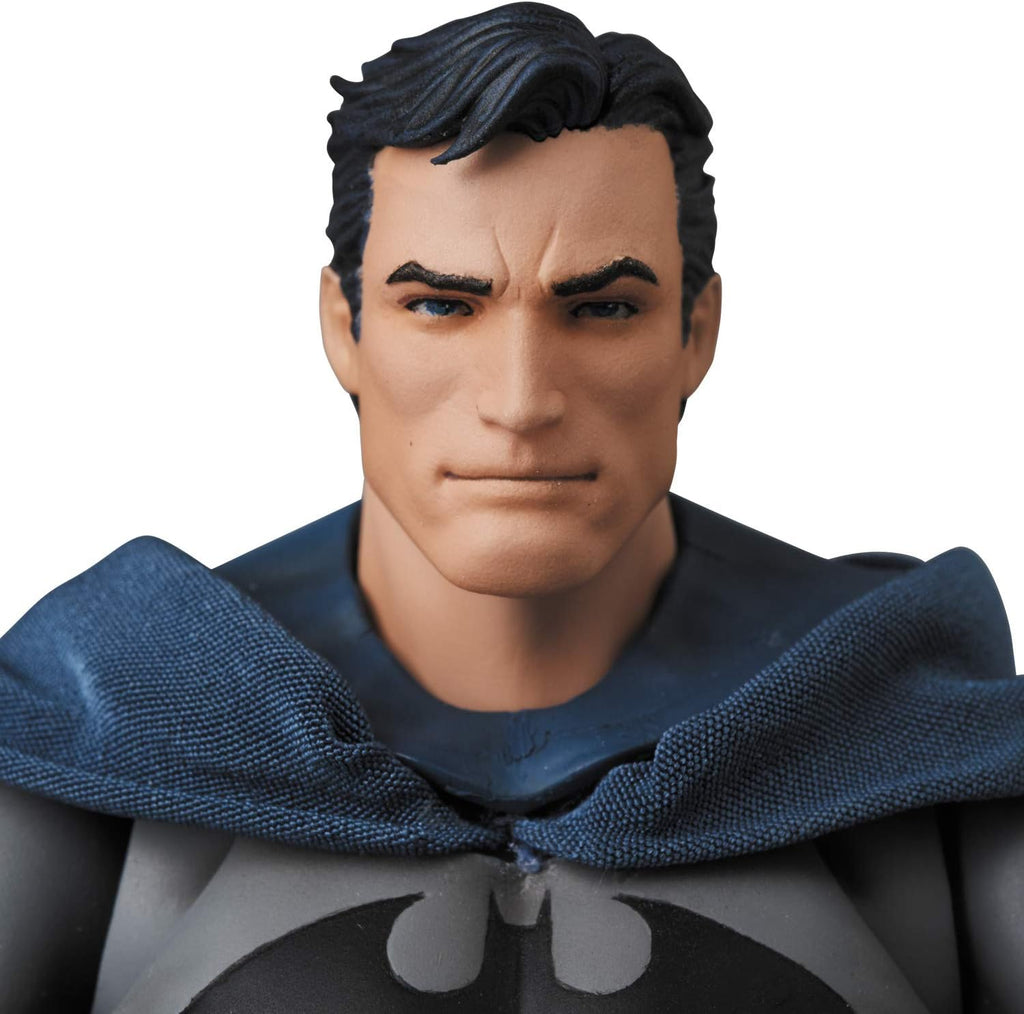 DC Comics: Batman Hush Mafex Action Figure