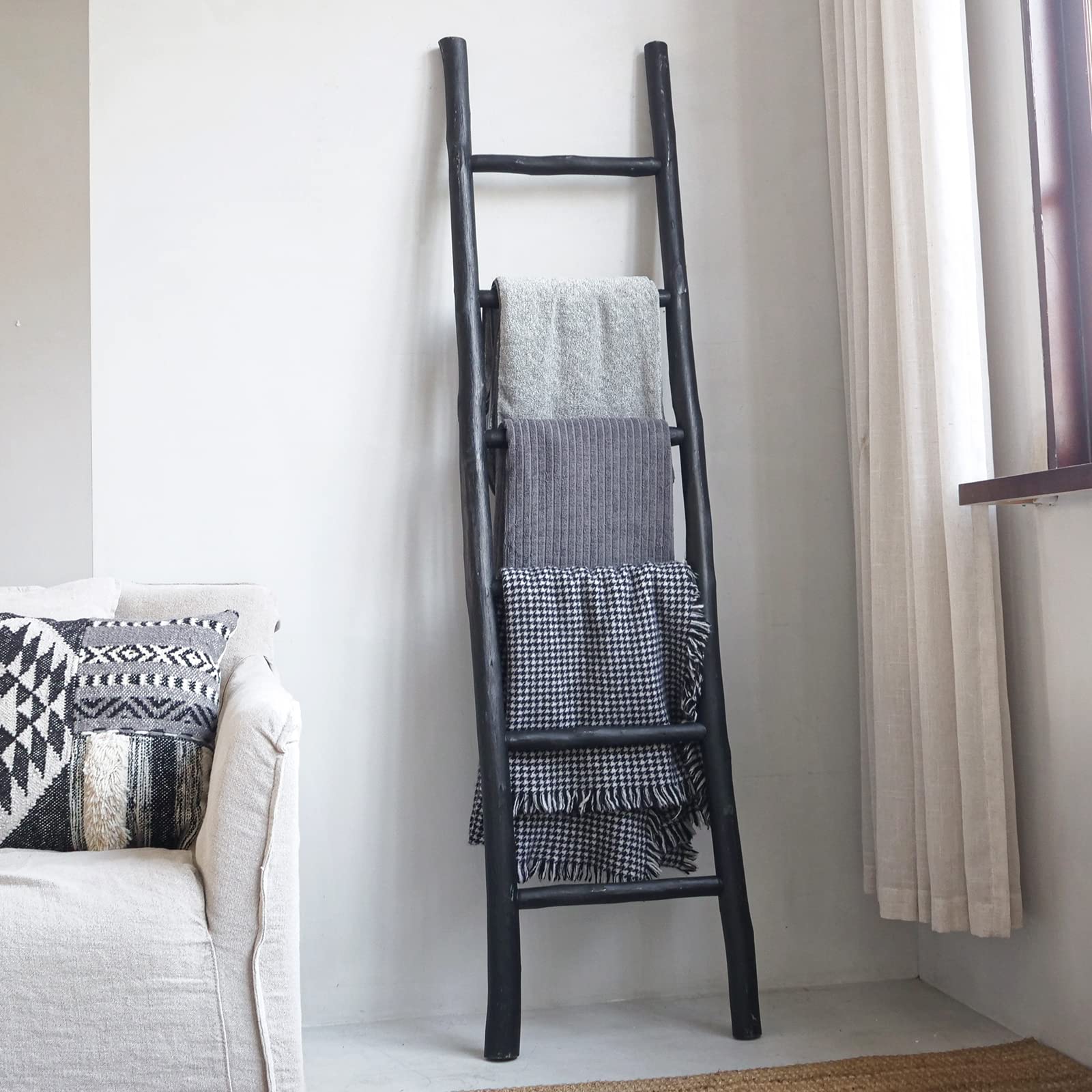 FUIN 57in Wood Blanket Ladder Living Room Decorative Wall Leaning Farmhouse Quilt Display Holder Rustic Wooden Towel Rack for Bathroom, Black