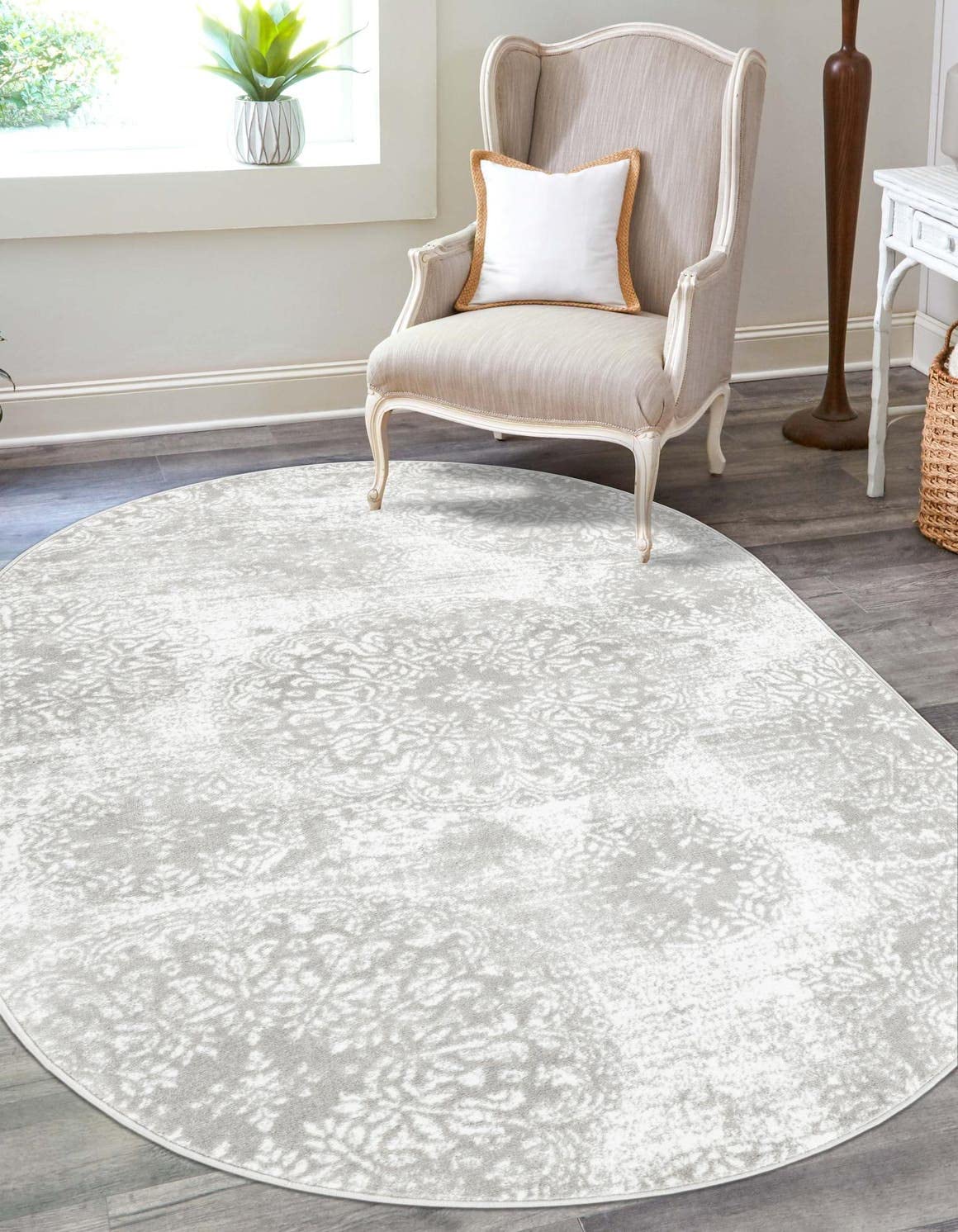 Unique Loom Sofia Collection Area Rug - Grand (2' 2" x 3' 1" Rectangle, Beige/ Ivory)