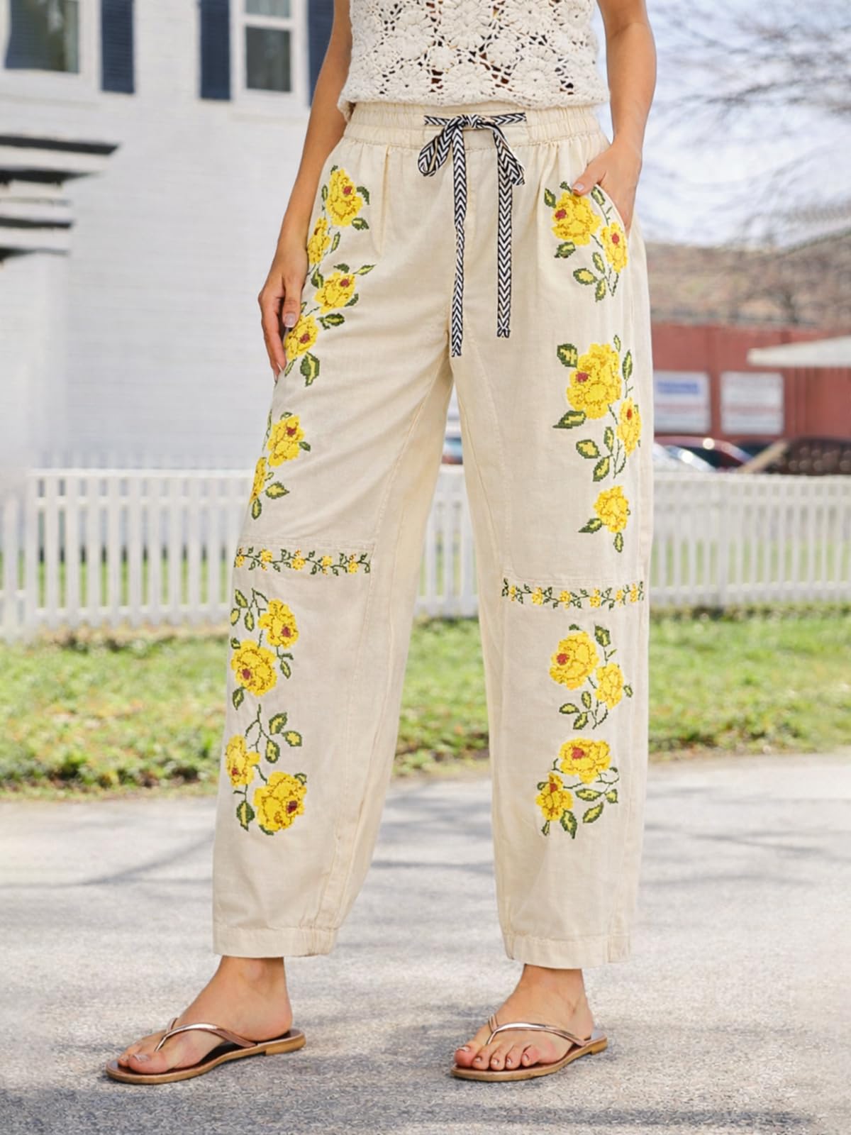Kedera Mid Rise Barrel Jeans for Women Embroidered Wide Leg Denim Pants Boyfriend Baggy Jeans with Pockets